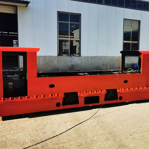 礦用電機車