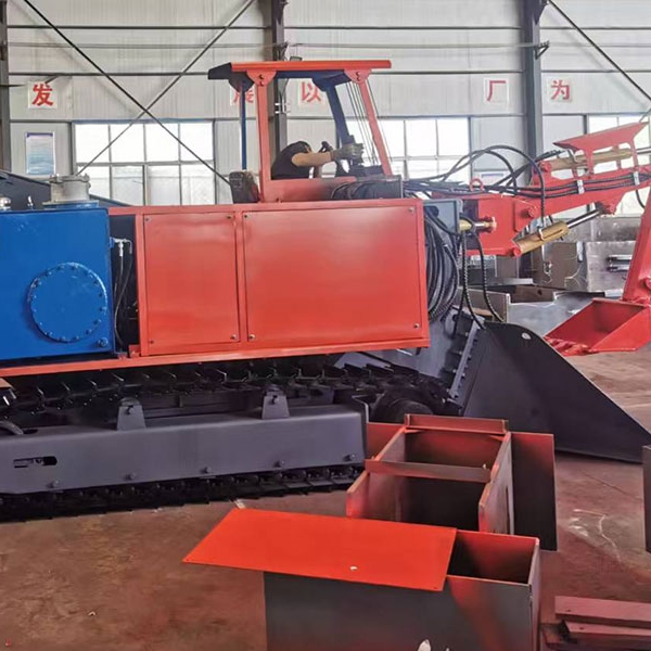 履帶斜坡用扒渣機(jī)