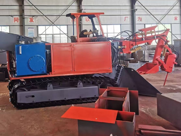 履帶斜坡用扒渣機(jī)